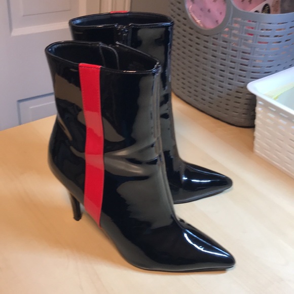 Forever 21 Boots Size 8 - Picture 3 of 10